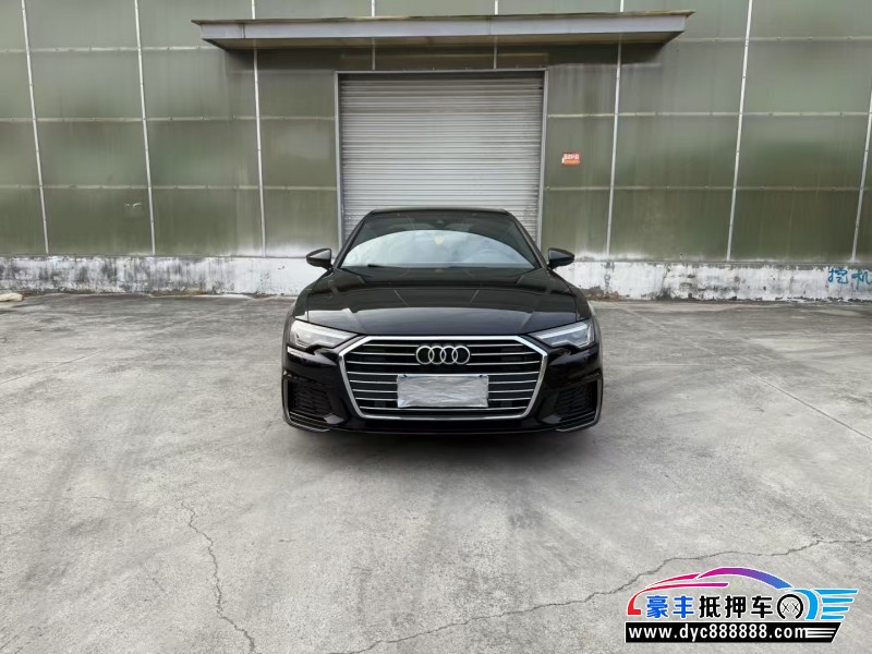 抵押车出售21年奥迪A6L轿车