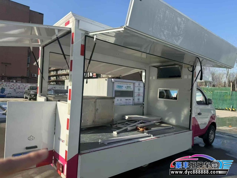 25年长安跨越跨越王轿车抵押车出售