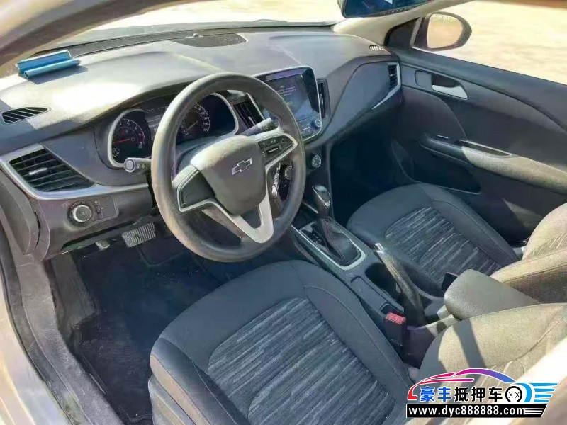 20年雪佛兰科鲁泽轿车抵押车出售