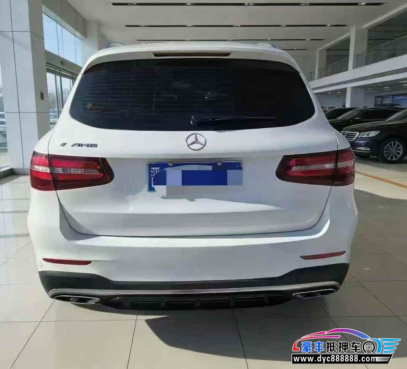 18年奔驰GLC轿车抵押车出售