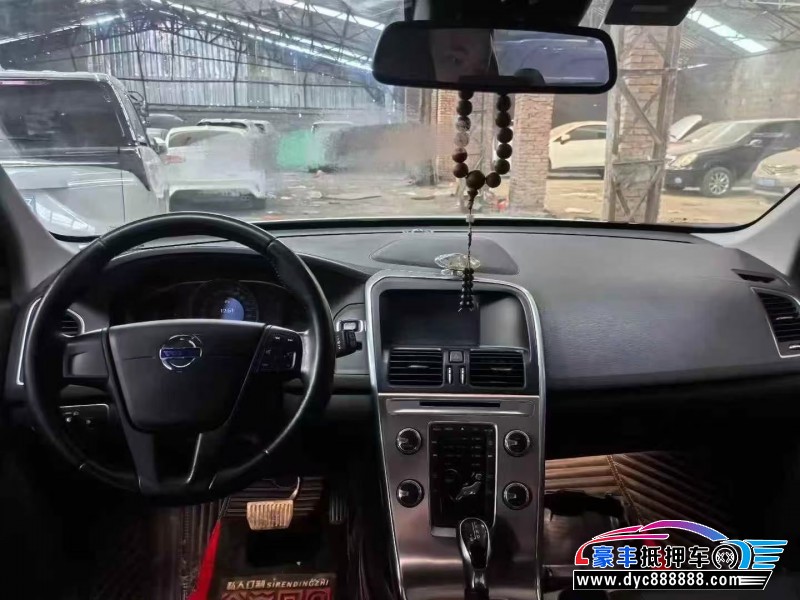 17年沃尔沃XC60轿车抵押车出售