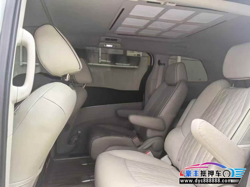 22年别克GL8轿车抵押车出售