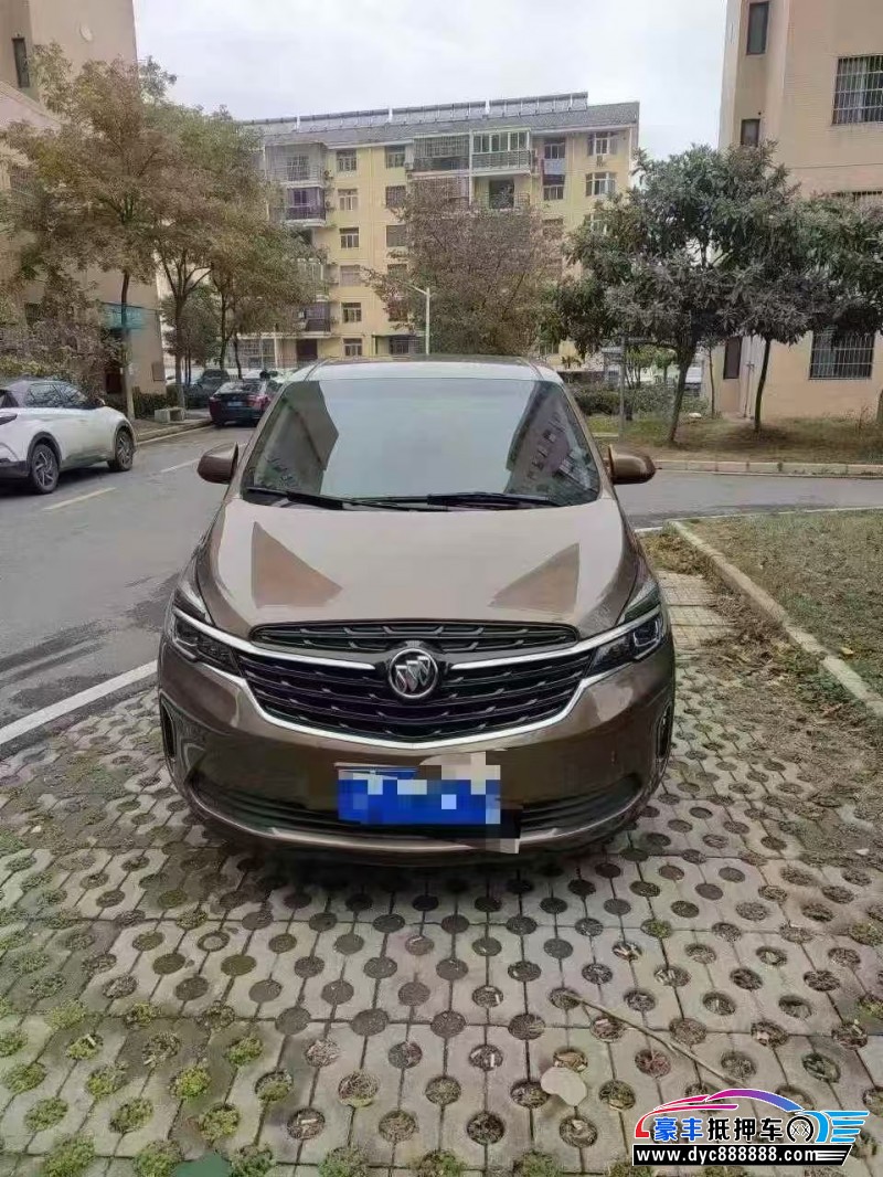 抵押车出售21年别克GL8轿车