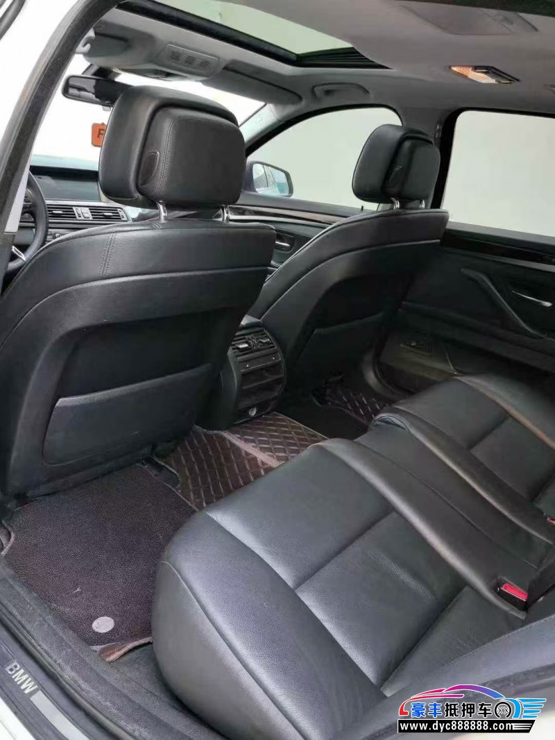 13年宝马5系轿车抵押车出售