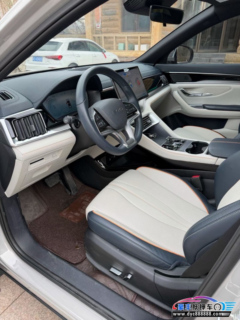 24年比亚迪宋轿车抵押车出售