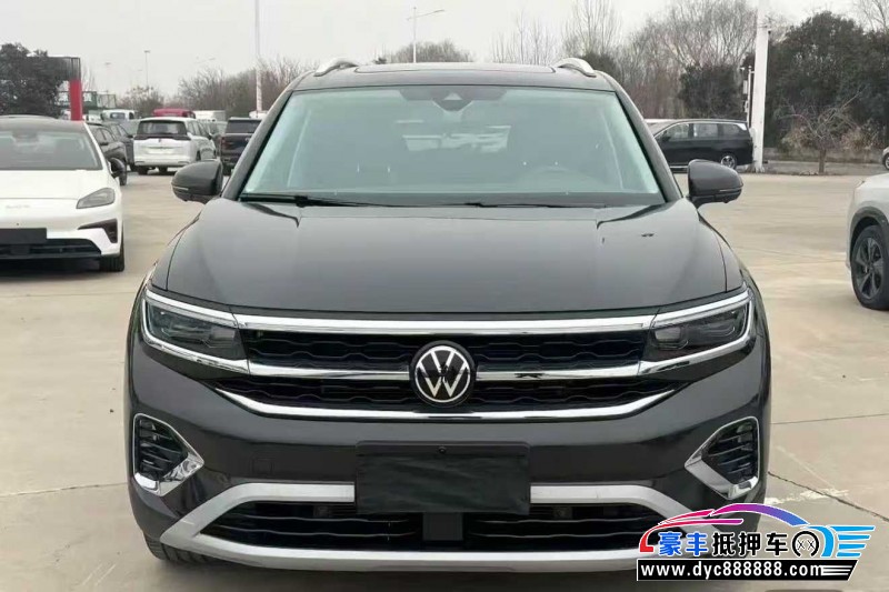 抵押车出售25年大众揽镜轿车