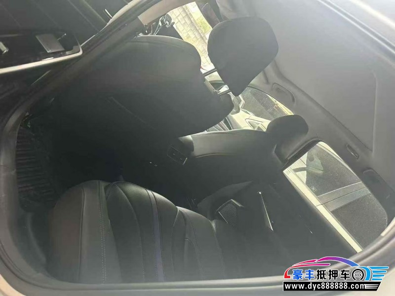 25年吉利星瑞轿车抵押车出售