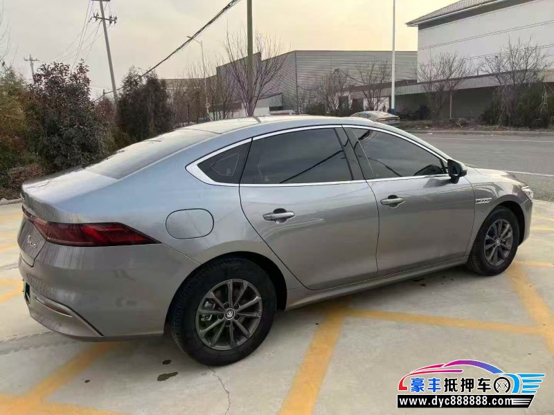 23年比亚迪秦轿车抵押车出售