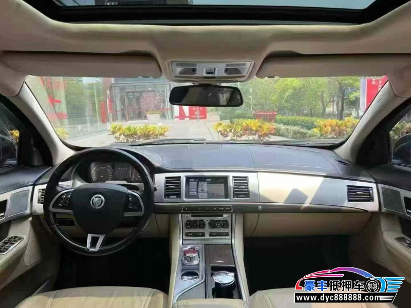 11年捷豹XF轿车抵押车出售