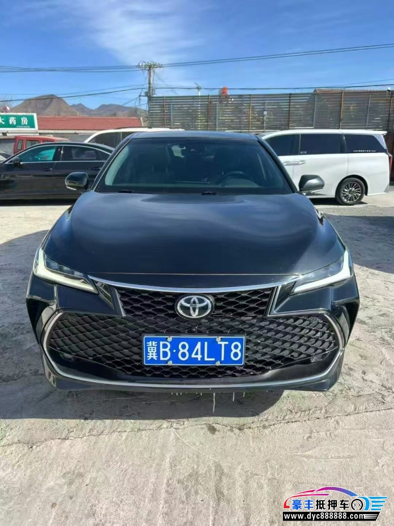 抵押车出售24年丰田亚洲龙轿车