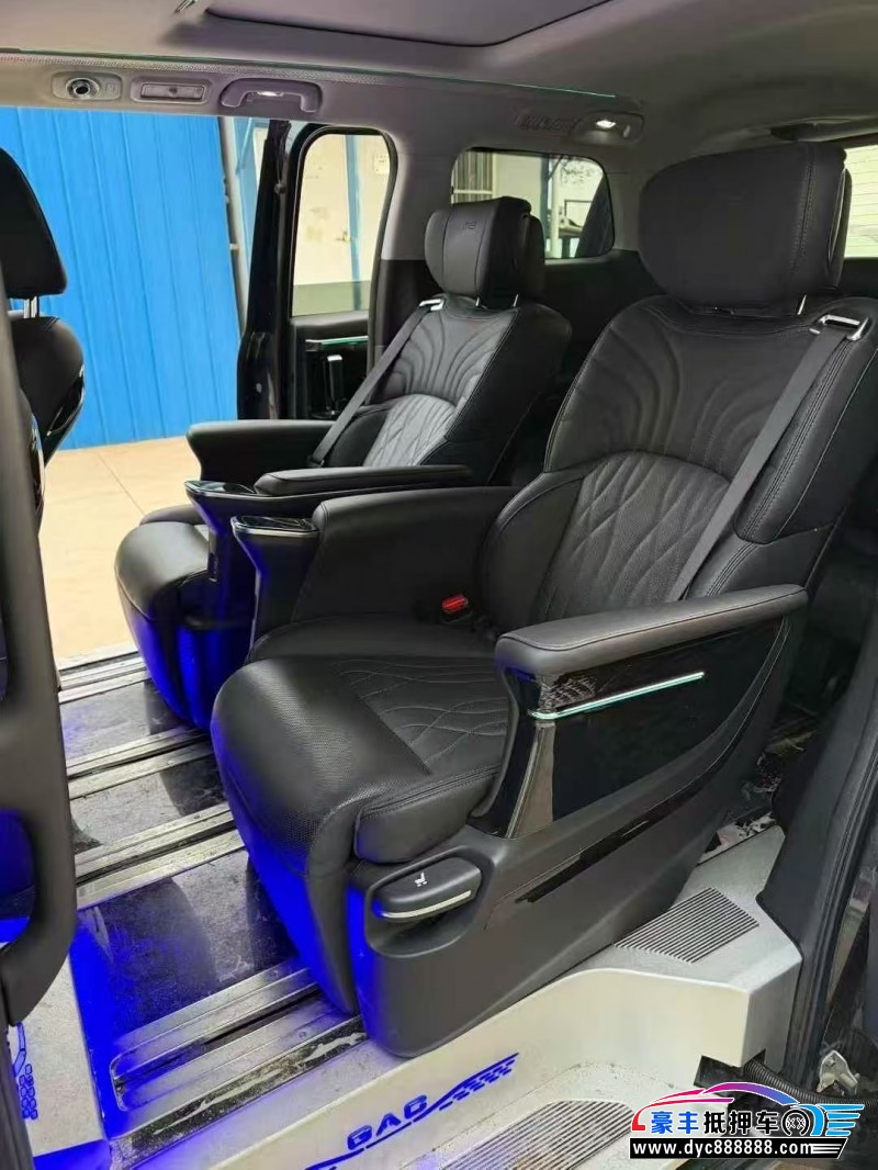 23年传祺M8轿车抵押车出售