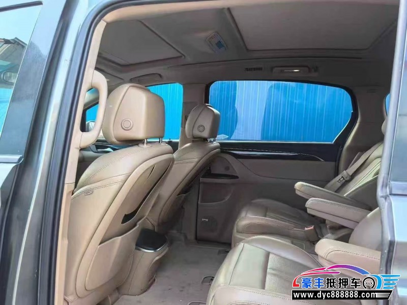 18年别克GL8MPV抵押车出售