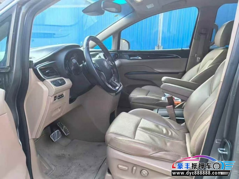 18年别克GL8MPV抵押车出售