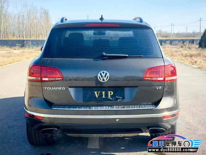 17年大众途锐轿车抵押车出售