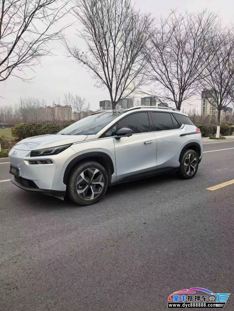 22年埃安Y70轿车抵押车出售