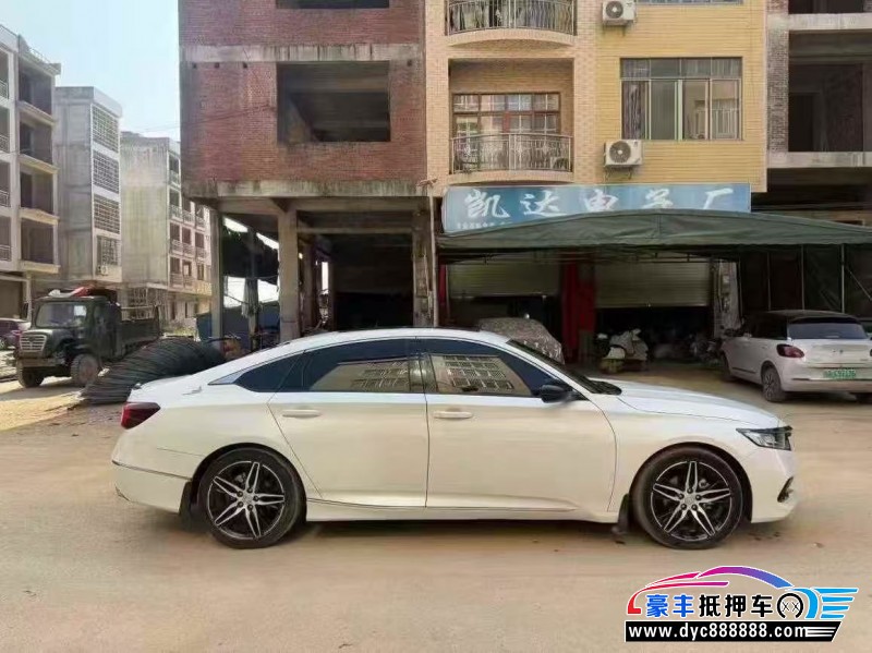 22年本田雅阁轿车抵押车出售