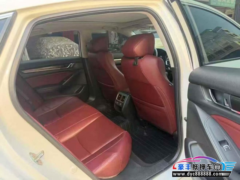 22年本田雅阁轿车抵押车出售