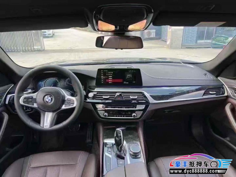 19年宝马5系轿车抵押车出售