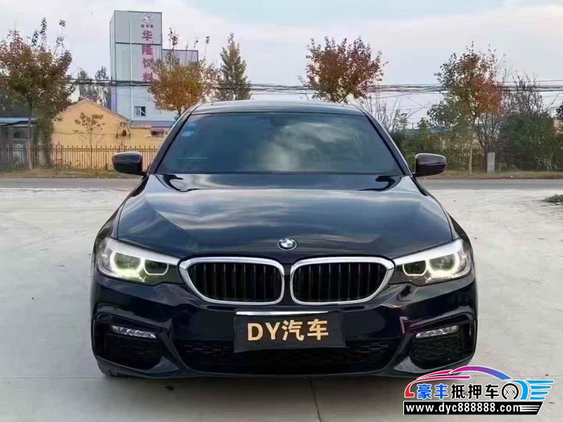 抵押车出售19年宝马5系轿车