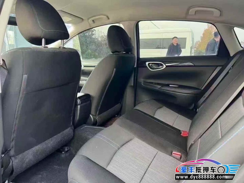 21年日产轩逸轿车抵押车出售