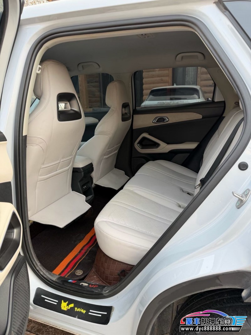 24年比亚迪元轿车抵押车出售