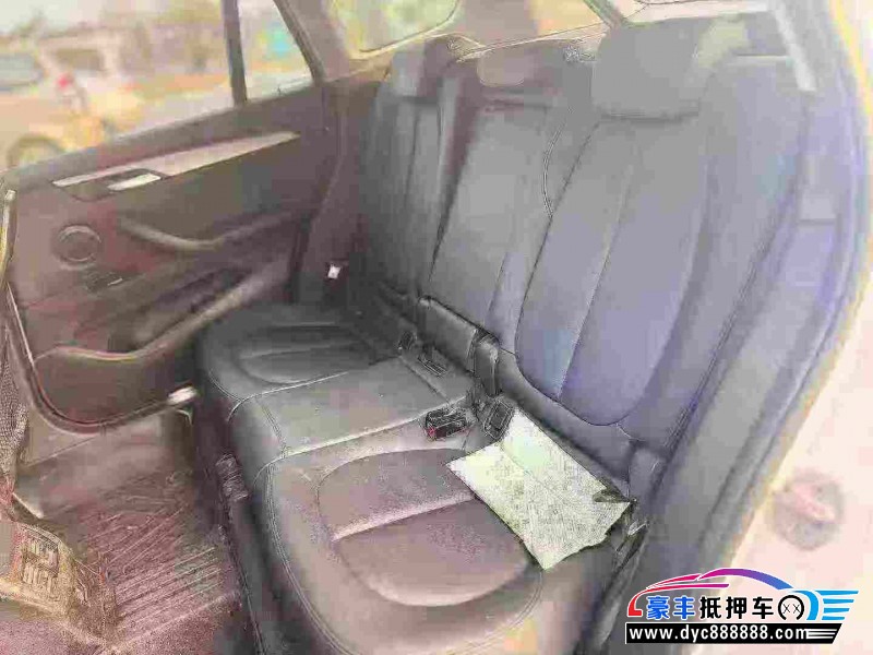 18年宝马X1SUV抵押车出售