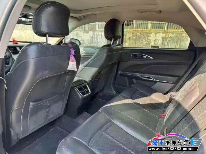 17年福特金牛座轿车抵押车出售