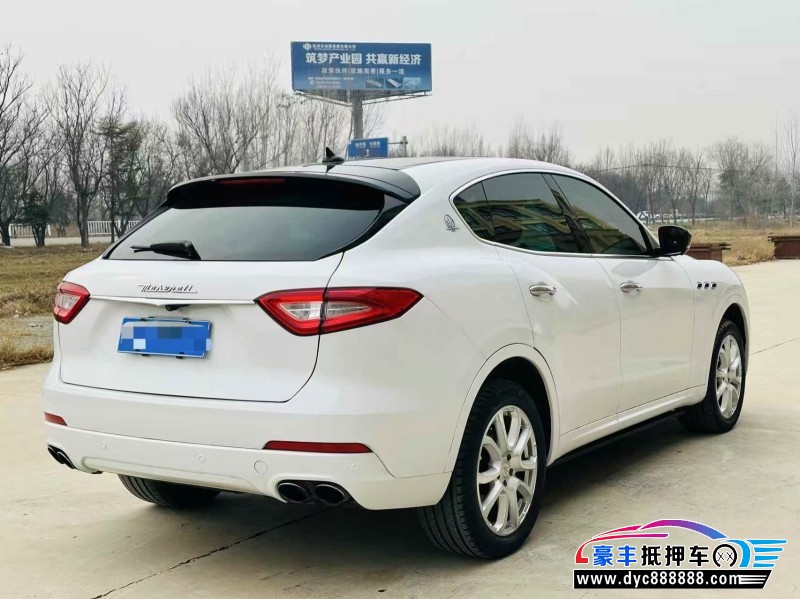 18年玛莎拉蒂莱万特轿车抵押车出售