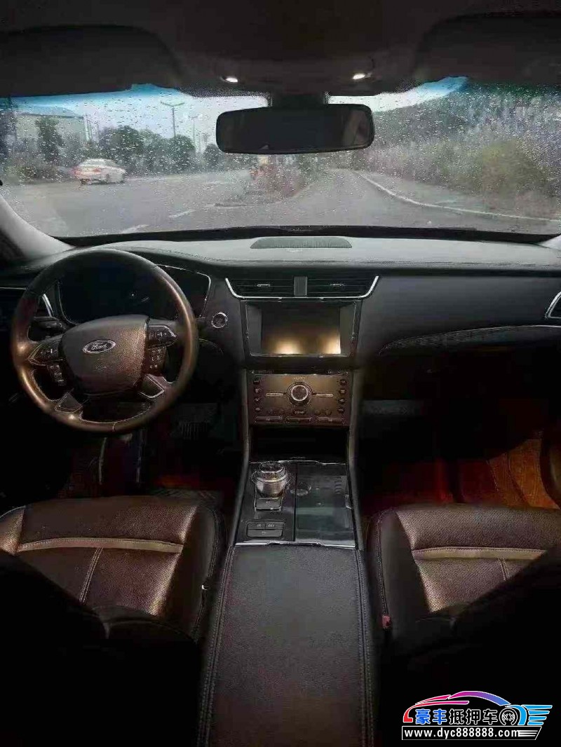 18年福特金牛座轿车抵押车出售