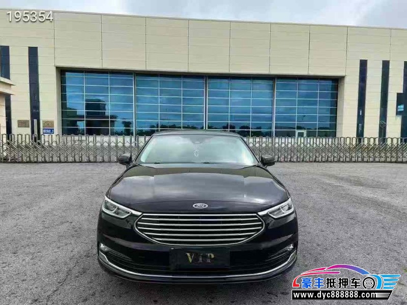 抵押车出售20年福特金牛座轿车