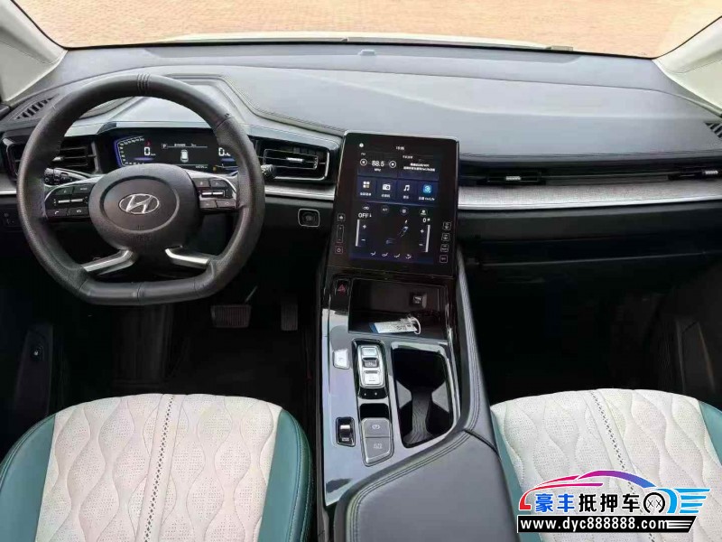 22年现代库斯图轿车抵押车出售