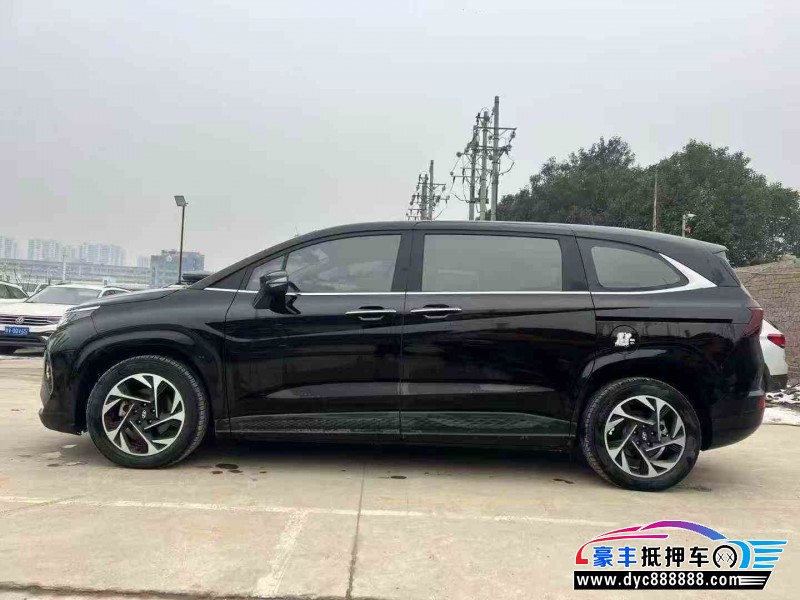 23年现代库斯图轿车抵押车出售