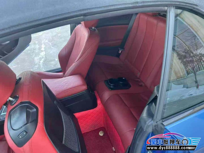 17年宝马2系轿车抵押车出售