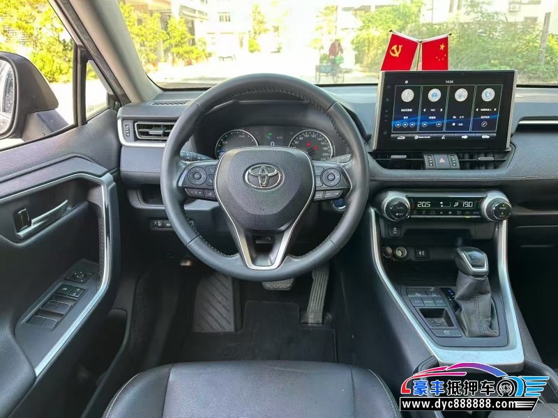 21年丰田威兰达轿车抵押车出售