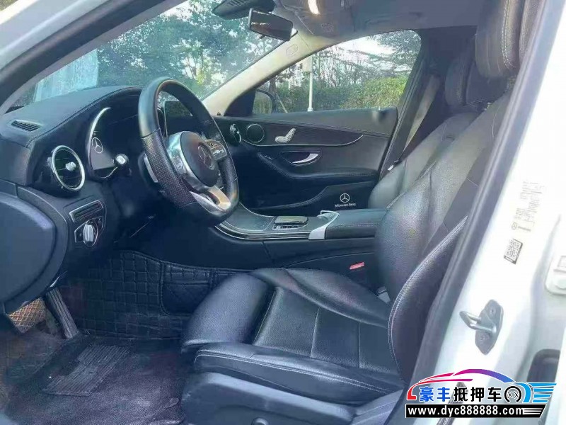 21年奔驰C轿车抵押车出售