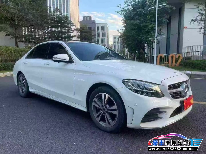 21年奔驰C轿车抵押车出售