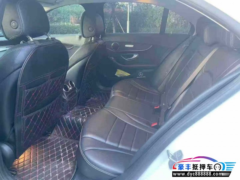 21年奔驰C轿车抵押车出售