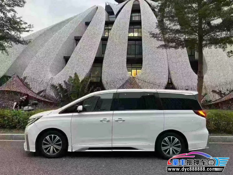 20年传祺M8轿车抵押车出售