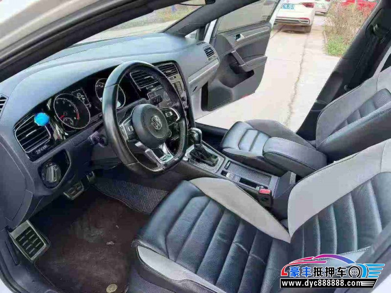 18年大众高尔夫轿车抵押车出售