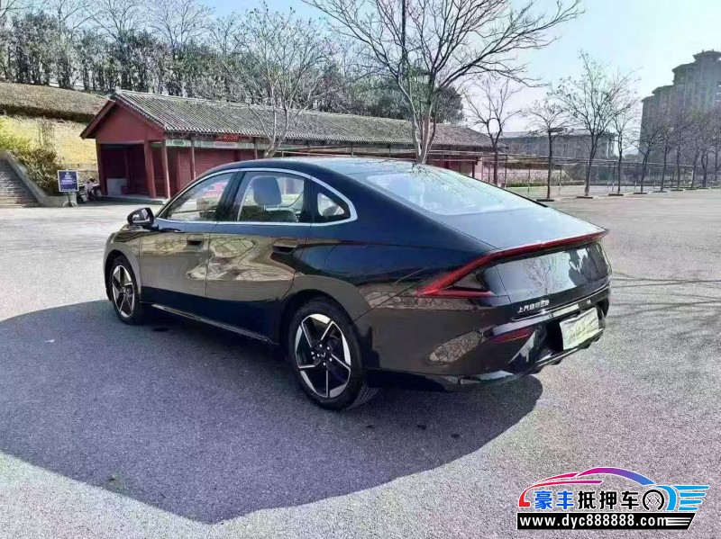 24年五菱星光轿车抵押车出售