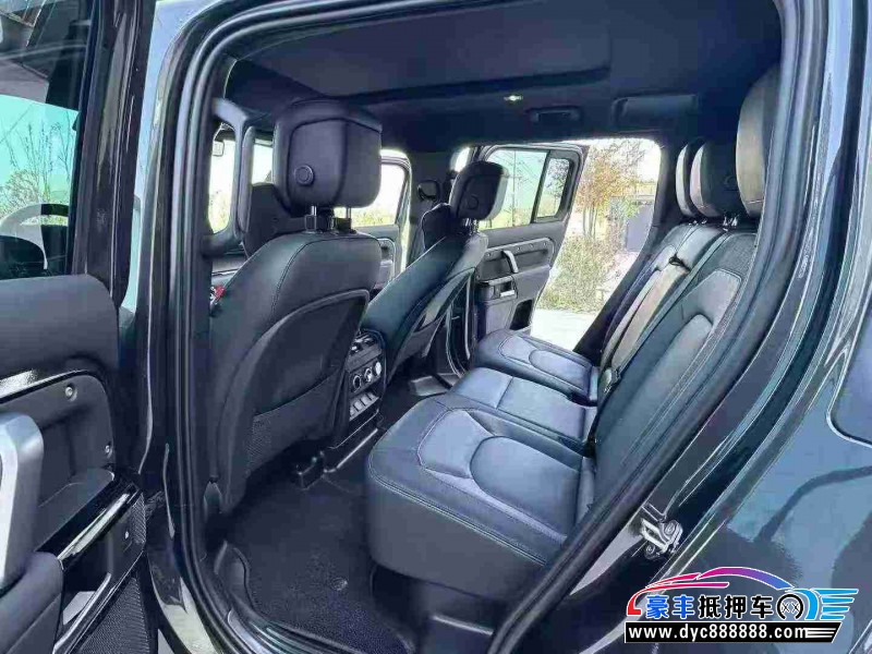 23年路虎卫士轿车抵押车出售