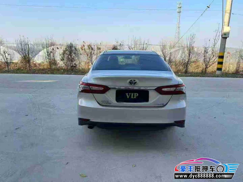 18年丰田凯美瑞轿车抵押车出售