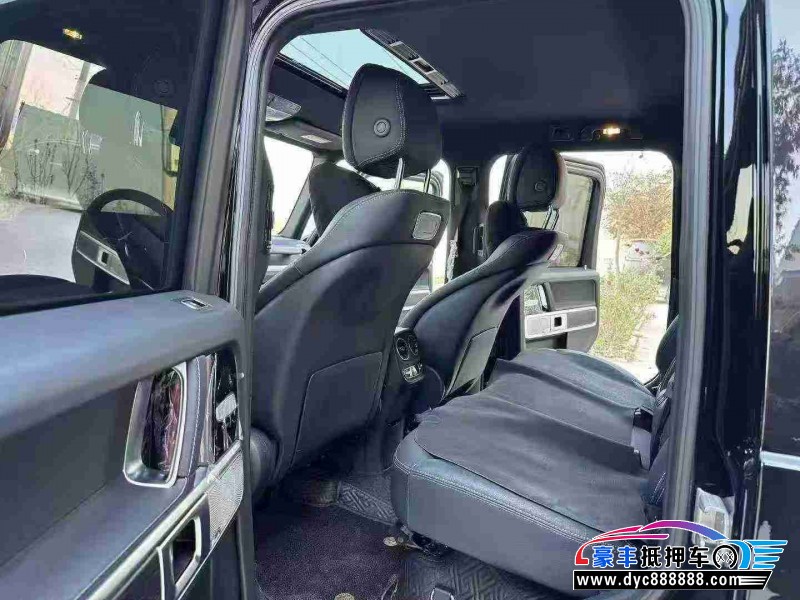 24年奔驰G轿车抵押车出售