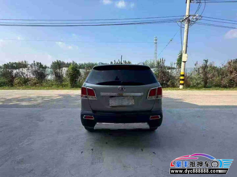 12年起亚索兰托轿车抵押车出售