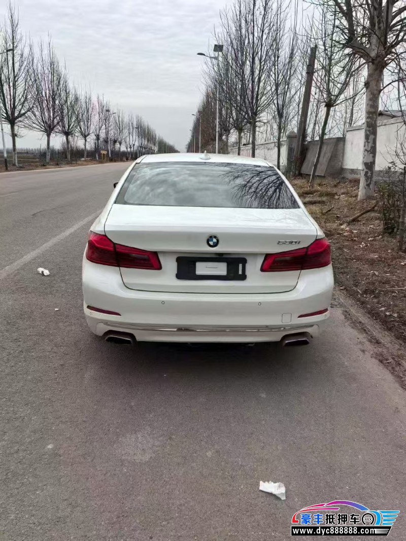 20年宝马5系轿车抵押车出售