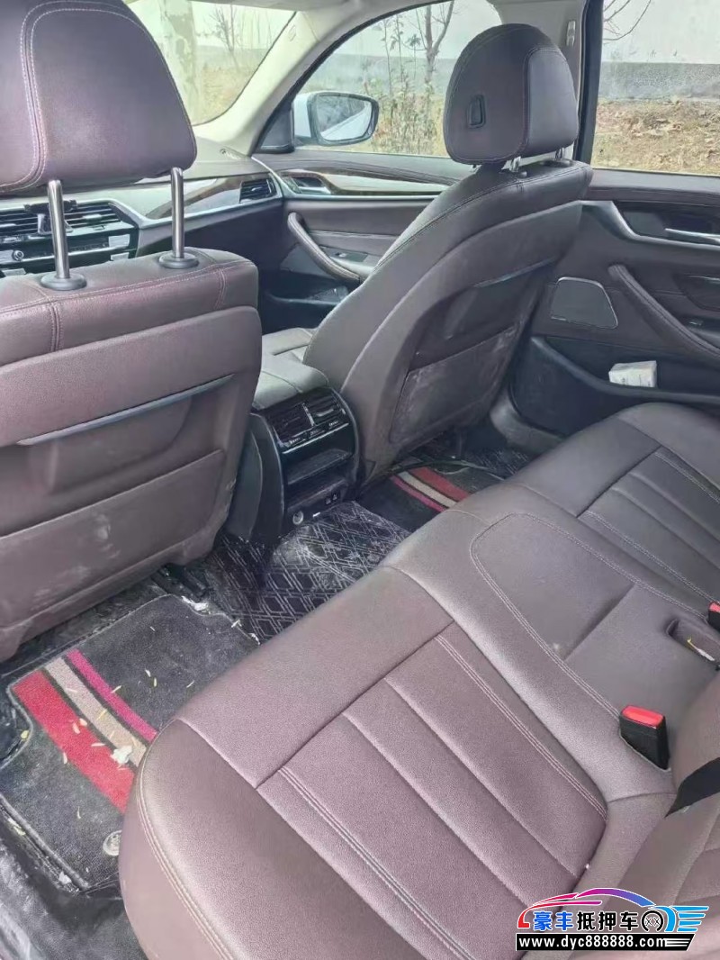 20年宝马5系轿车抵押车出售