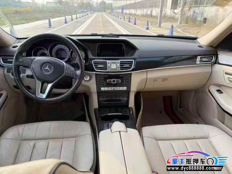 15年奔驰E轿车抵押车出售