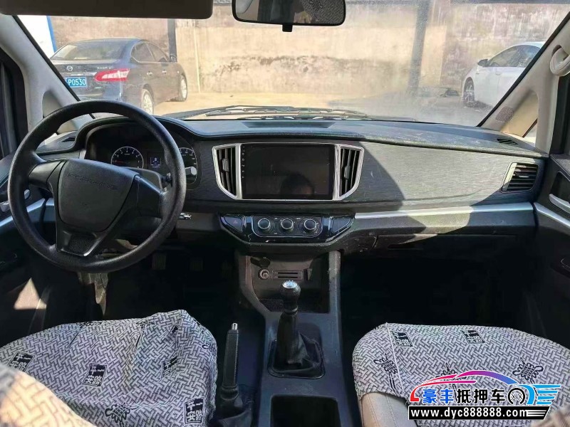 23年东风风行菱智轿车抵押车出售