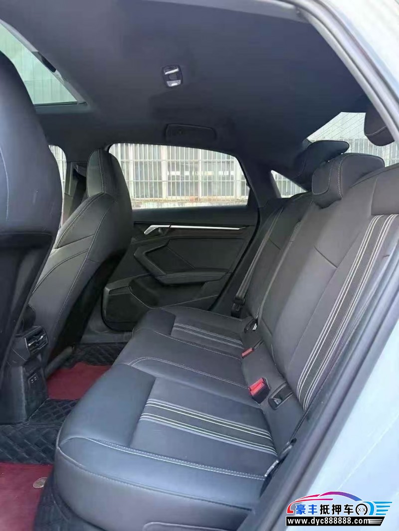 24年奥迪A3轿车抵押车出售