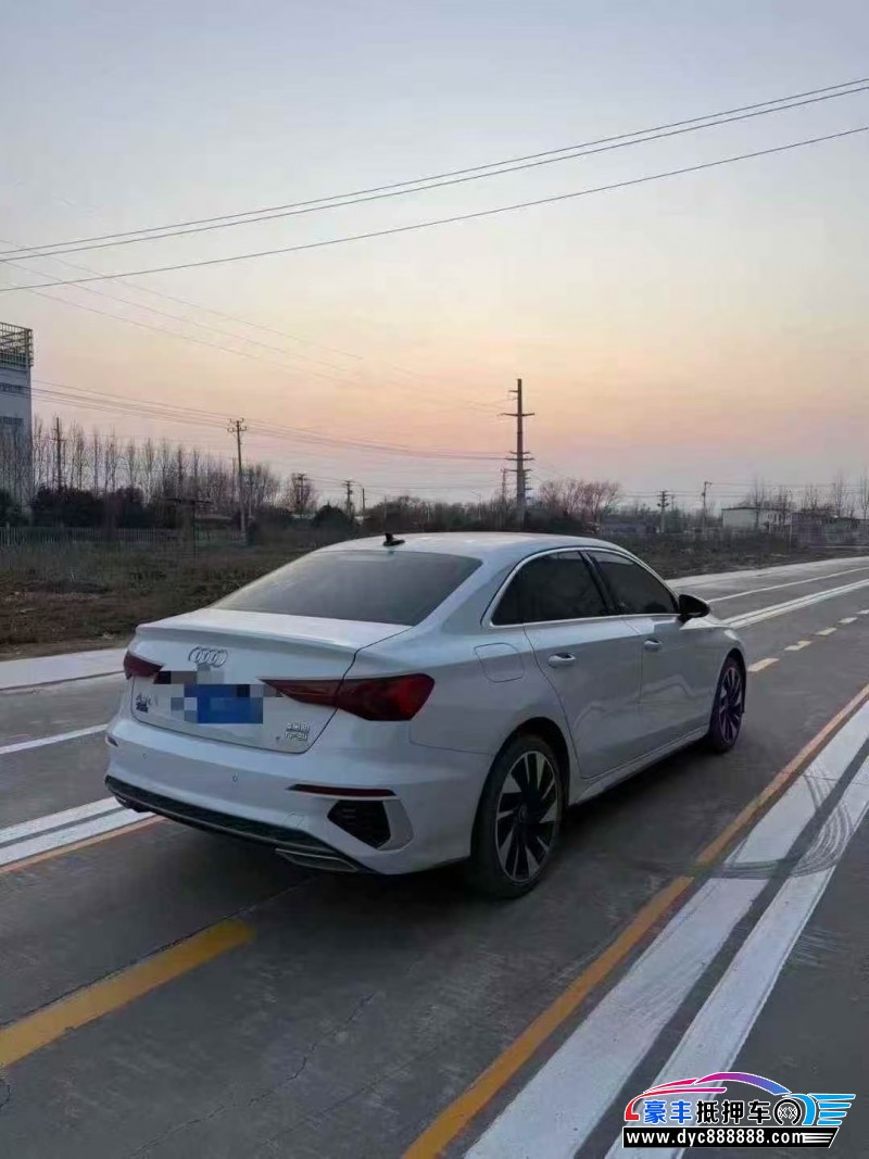 24年奥迪A3轿车抵押车出售